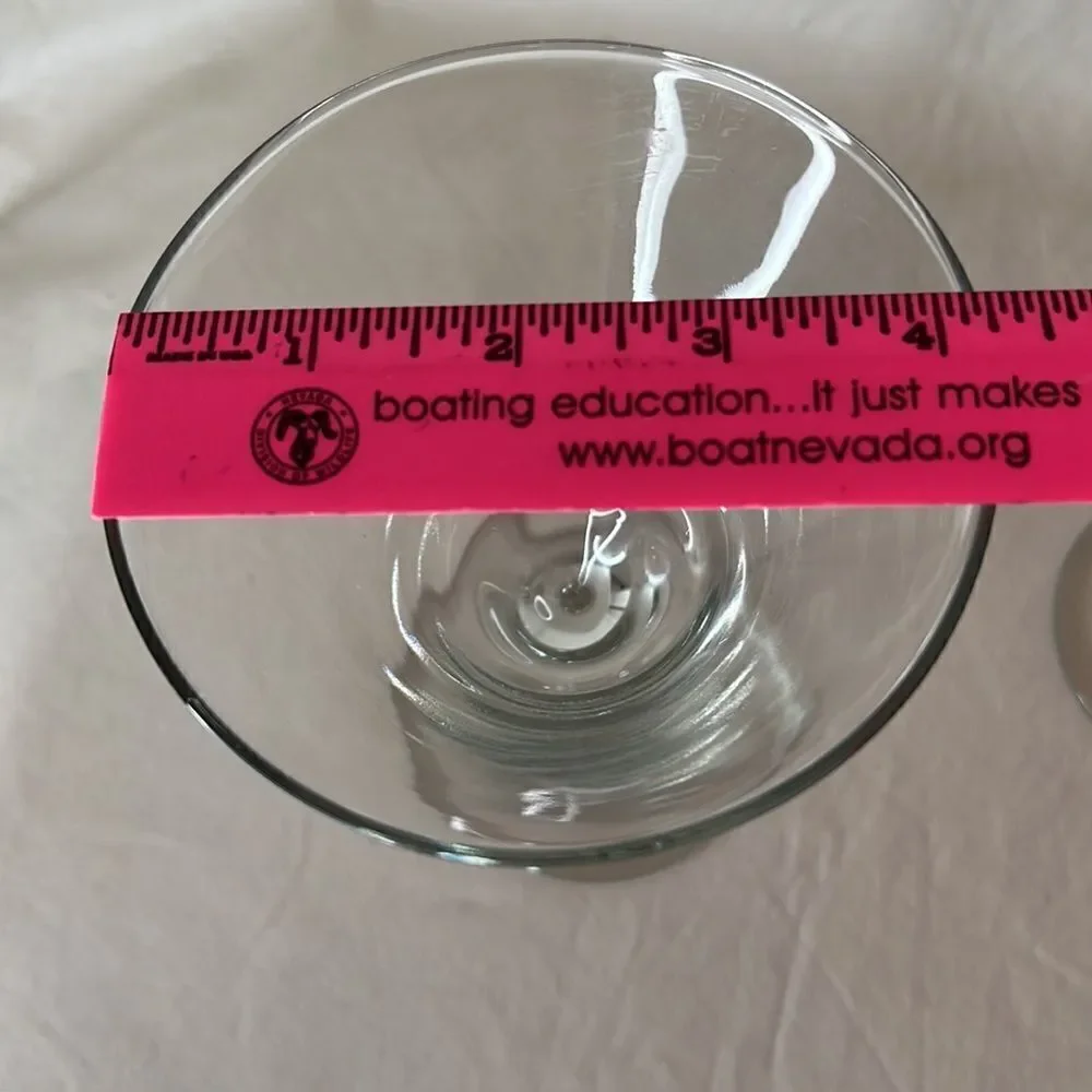 Martini Glasses 4 1/4 Inches Round 6 1/2 Inches Tall 10 Ounces Each Set 2 Used